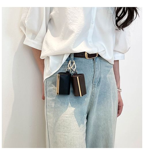 Carry Less, Do More! The Ultimate Mini Bag Keychain 👜🔑