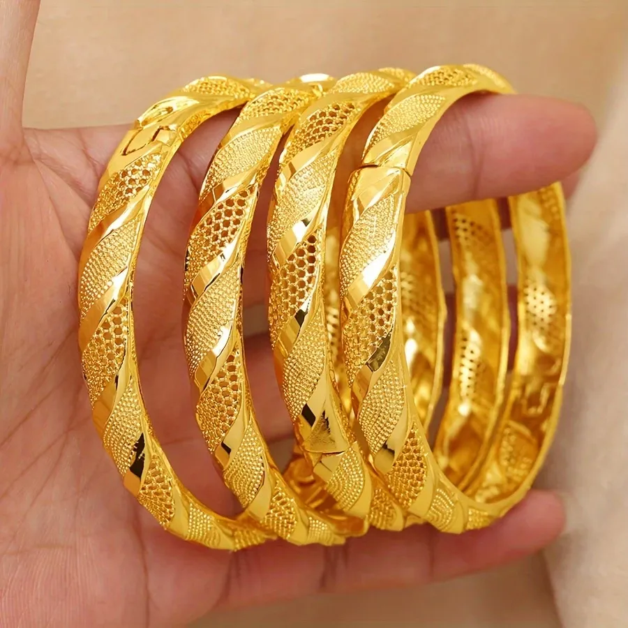 2 Luxury gold bracelet