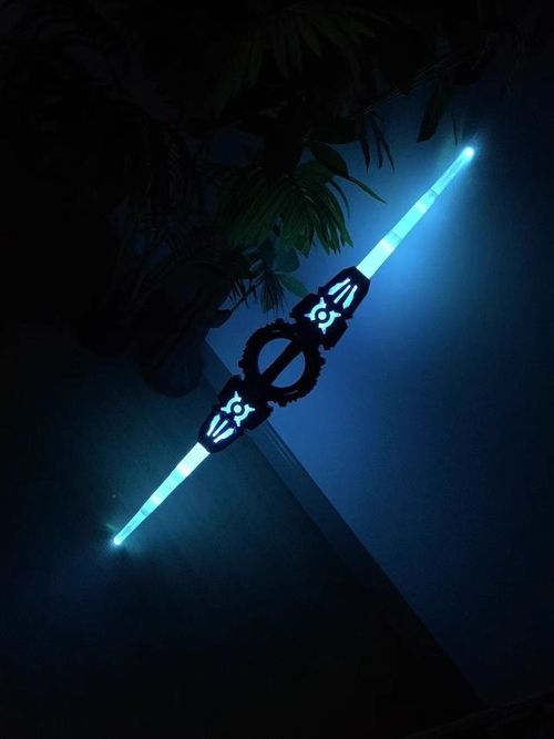 LED light-up toys designed primitive for children's play eye-catching double-edged telescopic lightsaber