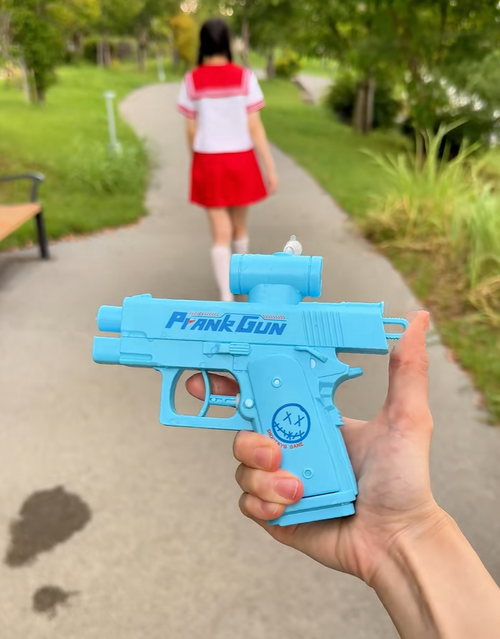 Double-Sided Prank Water Pistol
