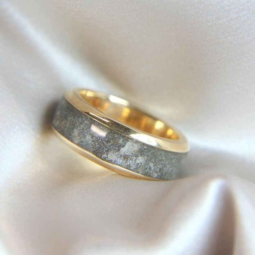 Ashes Cremation Jewellery Wide band Keepsake Ring