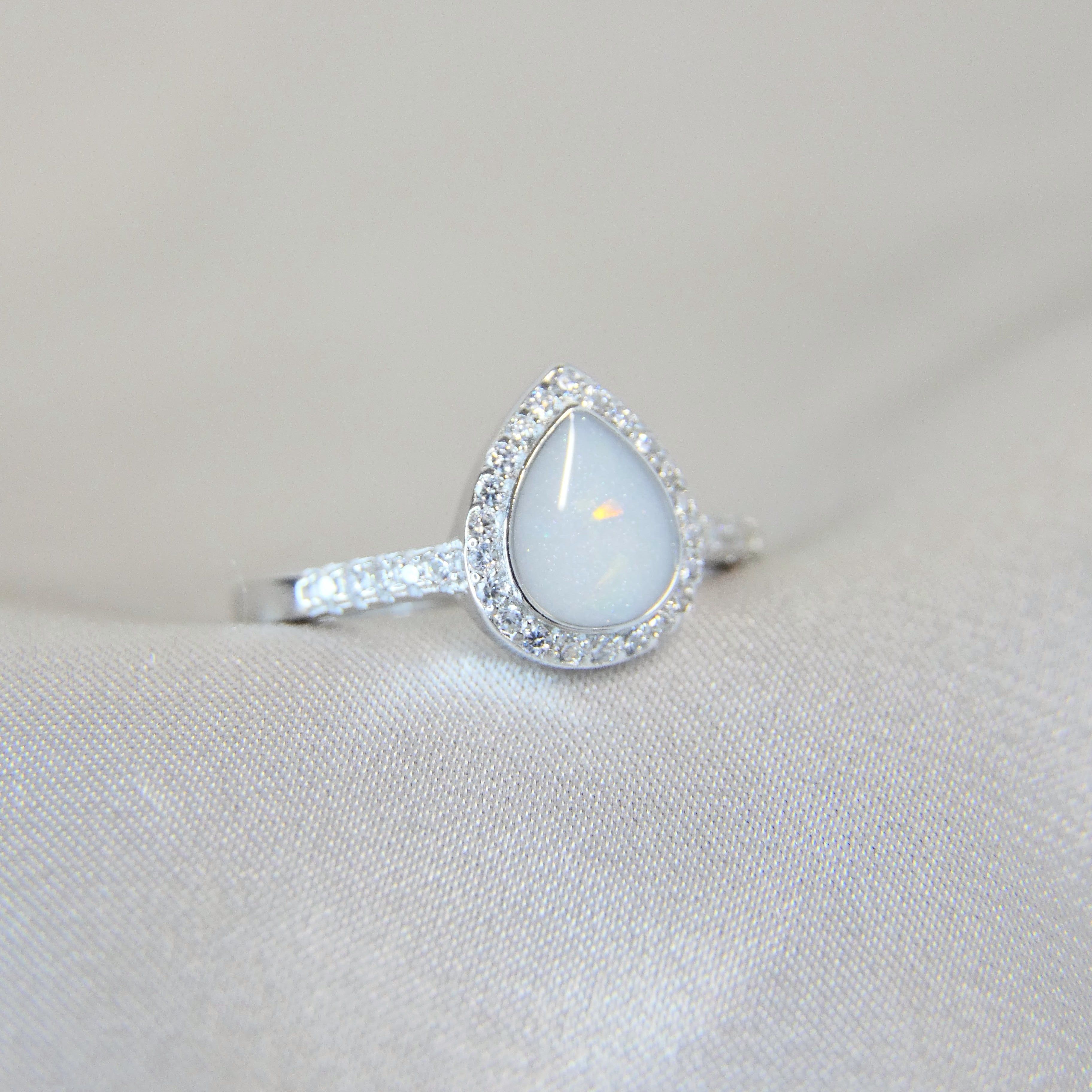 Ashes Cremation Jewellery Tear drop halo ring