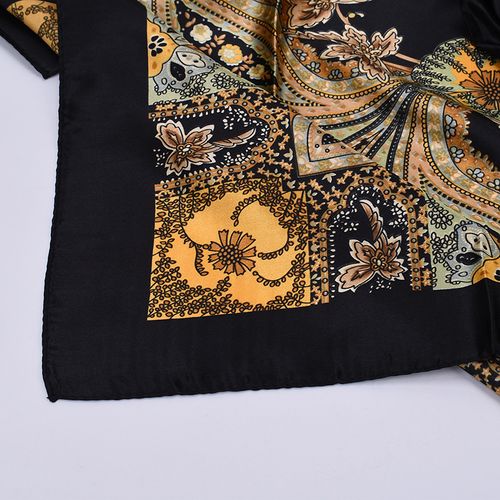 Half-price new four-piece set paisley satin silk scarf – for shawl & headscarf use