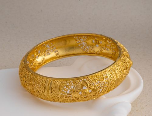 gold-plated bracelet