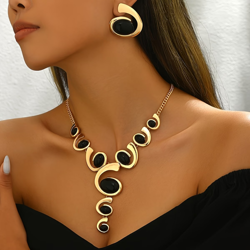 Three-piece women's fashionable jewelry set, creative and unique women's necklace chain stud jewelry set