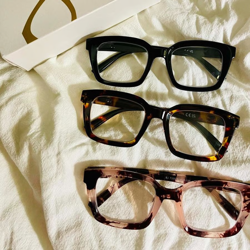🔥Hot Selling - ✨👓 Tortoiseshell Pattern Reading Glasses - Extra Large Square Reading Glasses with Blue Light Protection