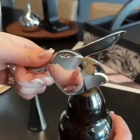 FlyCork Creative Balancing Bird Bottle Opener – Functional and Stylish
