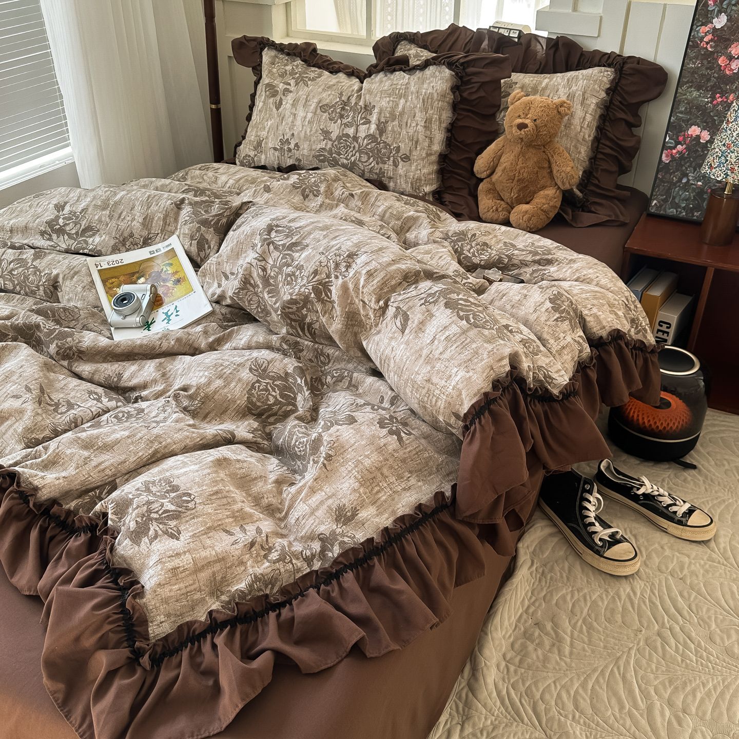 French Hepburn Retro Lace Bedding Set, Linen Texture Soft Bed Sheet & Duvet Cover, Vintage Fringe 4-Piece Bed Linen for Bedroom（180*220））