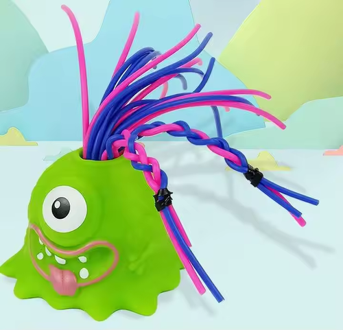 The educational stress-relieving toy is novel and interesting. Pull its hair and scream with a friend monster to relieve their new outlet for stress