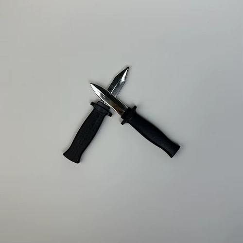 Contraction knife, prank trick, scary dagger, magic prop, funny toy, stress-relieving telescopic knife, plastic safety material