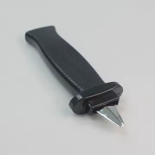 Contraction knife, prank trick, scary dagger, magic prop, funny toy, stress-relieving telescopic knife, plastic safety material