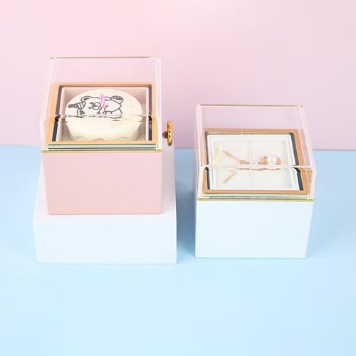 New design Surprise gift Rotating Hidden Jewelry box Bear cake display jewelry box 🎉