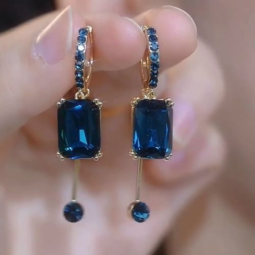 18K Gold-Plated Blue Square Earrings - A Pair of Luxury Minimalist Design | Delicately Inlaid with Full Diamonds, Elegant Copper Alloy Clip-On Earrings for Sophisticated Charm