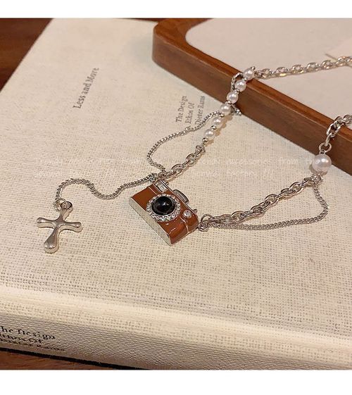 Maillard Vintage Luxury Silver Camera Necklace - Women's Stylish and Versatile Pearl Necklace | Fashion Statement Jewelry for a Fashion-Forward Style