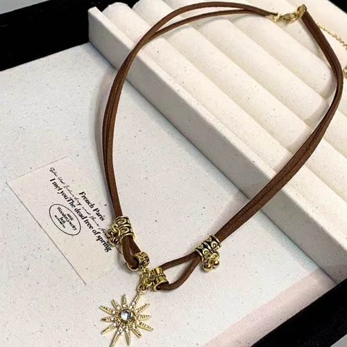 New Double-Layer Sunflower Necklace - Layered Boho Retro Sunflower & Star Necklace for Women | Light Luxury Elegant Necklace, Versatile Collar Chain & Sweater Chain