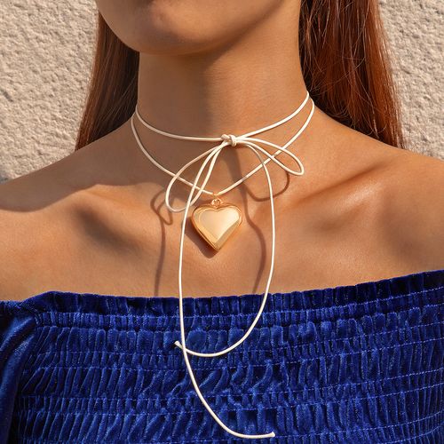 Stylish & Versatile Gold Large Heart Pendant Necklace - Adjustable Bowknot Necklace with Bold Elegance & Premium Vibe