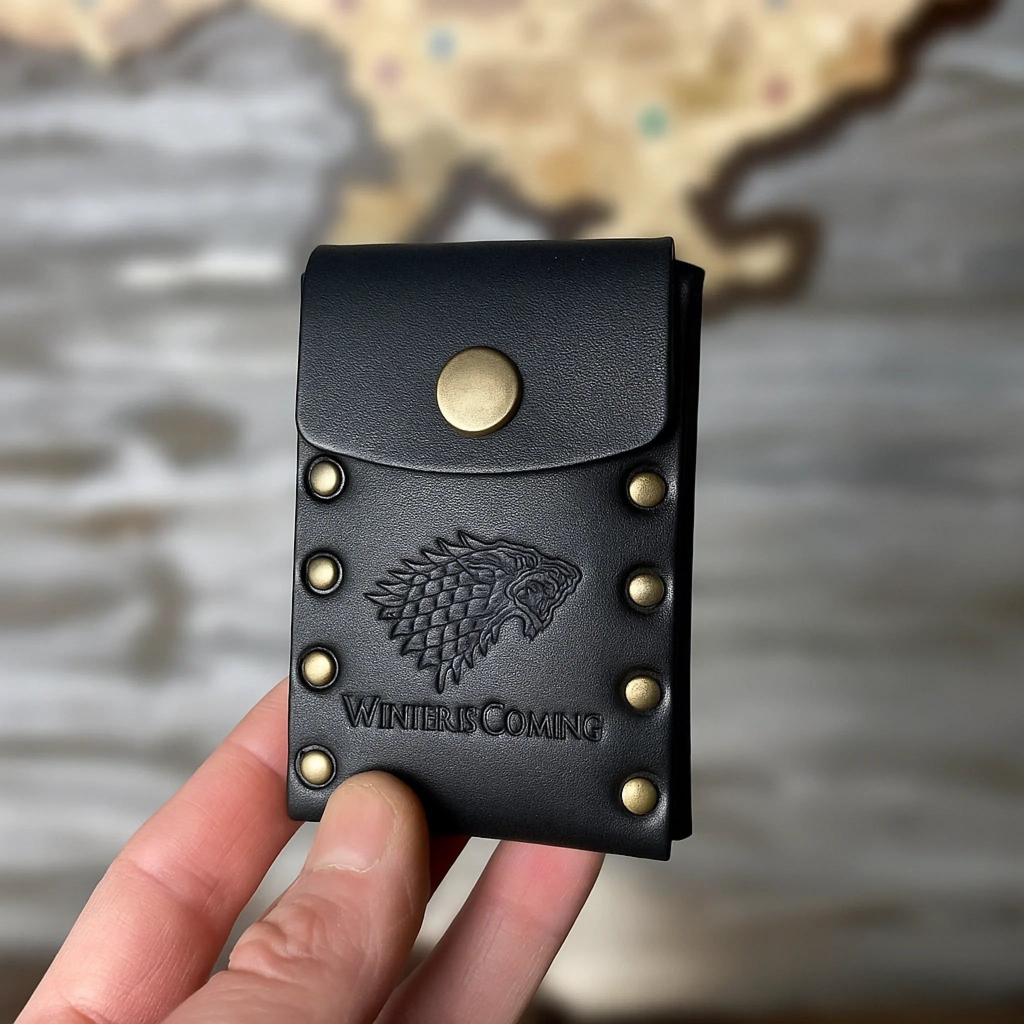 Tarjetero de piel vintage hecho a mano de invierno con nombre personalizable