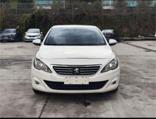 Peugeot 408 2018 Facelift 1.8L Automatique Édition Luxe