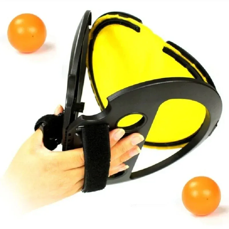 Fun Catch Ball Game  Black (2 beats, 4 balls)