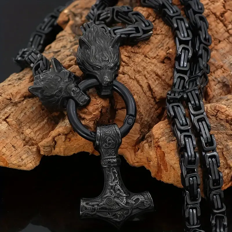 Punk rock titanium hammer pendant necklace, Viking style wolf head totem accessories, let the wolf head bring you different courage