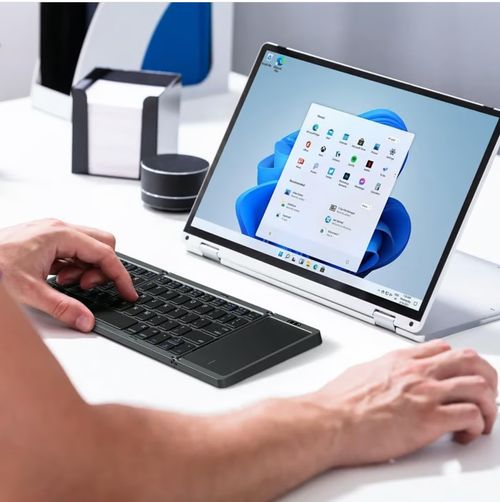 The palm-sized keyboard folds up and carried around, giving you maximum convenience with minimal weight and size.