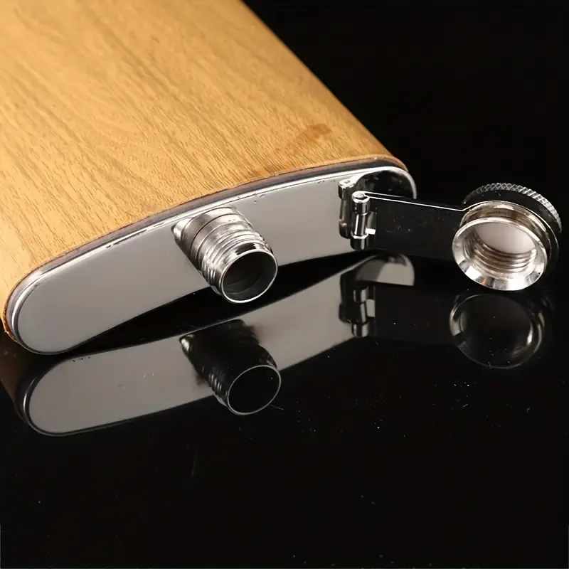 6 pieces of exquisite stainless steel men's mini hip flask set, including cups, funnels, and metal wine accessories, perfect for outdoor use