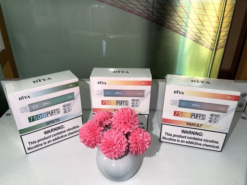 DIYA叮啞7500口拋棄型電子煙