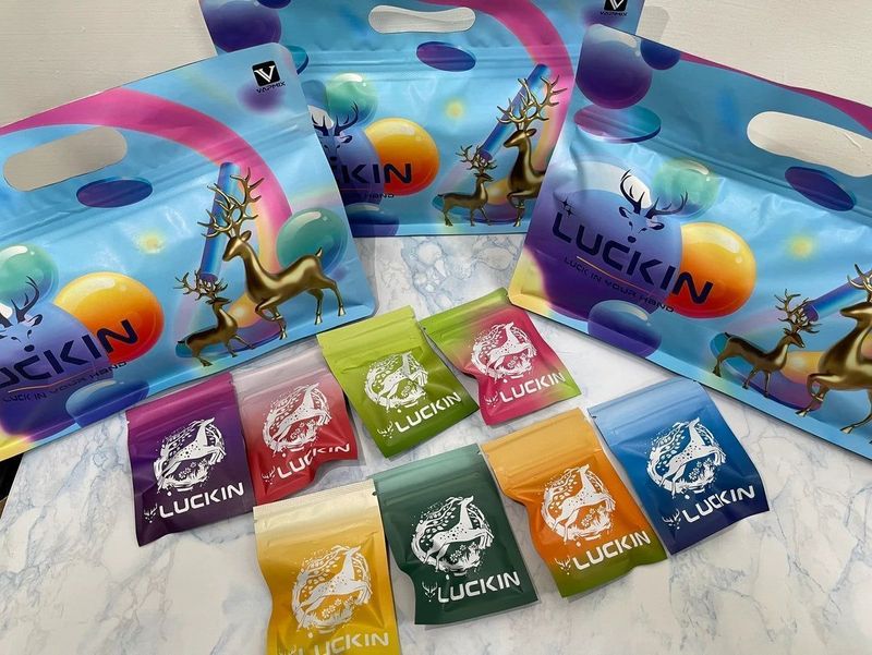 LUCKIN七彩發光煙彈