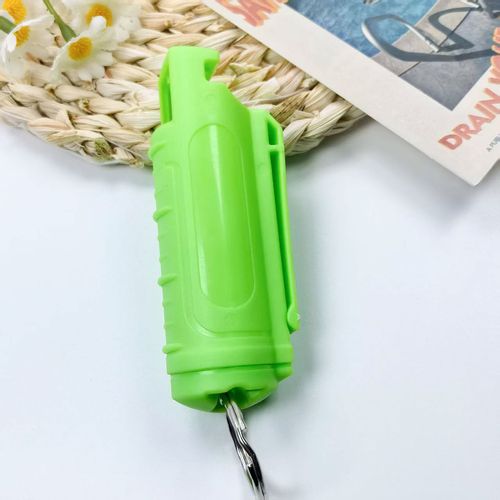 Portable outdoor self-defense spray for women