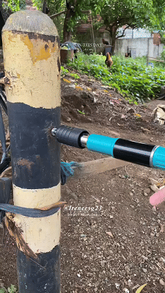 This ceiling nail gun is an all-in-one nailer and fastener for plumbing, electrical, and air conditioning installation (with 100 nails).