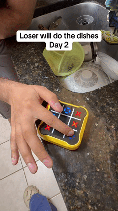 Super Electronic Tic-Tac-Toe and Five-in-a-Row Children's Toy, Multifunctional Chessboard, All-in-One Game, USB Rechargeable.