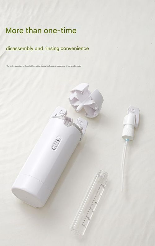 4-in-1 travel-sized bottle for portable shampoo, body care, cosmetics, and hair care products. Travel storage bottle.