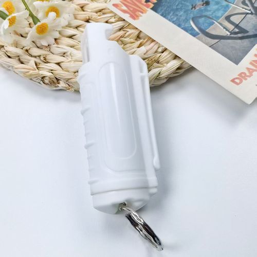 Portable outdoor self-defense spray for women