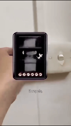 UK-standard ultrasonic rat repellent, a brand new intelligent variable-frequency rodent control device, suitable for homes and commercial premises, effectively eliminating all rats in one go.