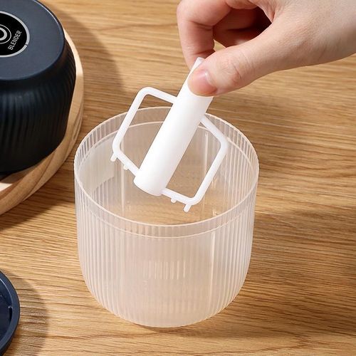 Electric garlic grinder, rechargeable, garlic mincer, household garlic pounder, small baby food processor, garlic puller