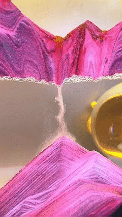 3D hourglass decorative stress-relief ornament