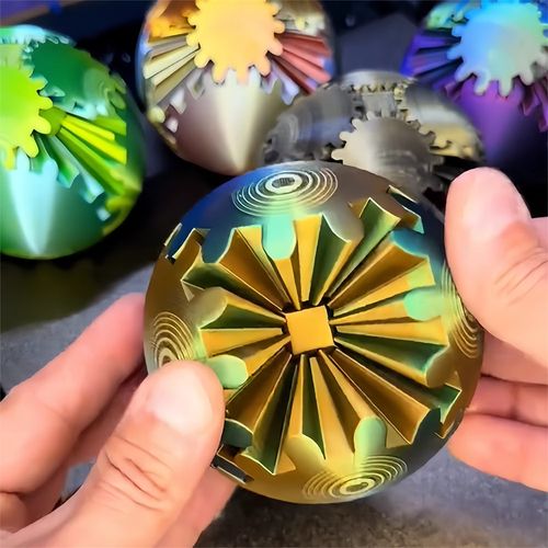 3D printed gear ball, a best-selling stress relief toy, a rotating and movable fun ball.