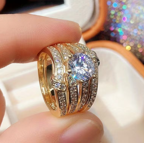 (Luxury Ring) 3pcs Luxury Ring Set , Couple Round Synthetic Zirconia Set Ring , European and American Fashion Engagement Wedding Jewelry for Women