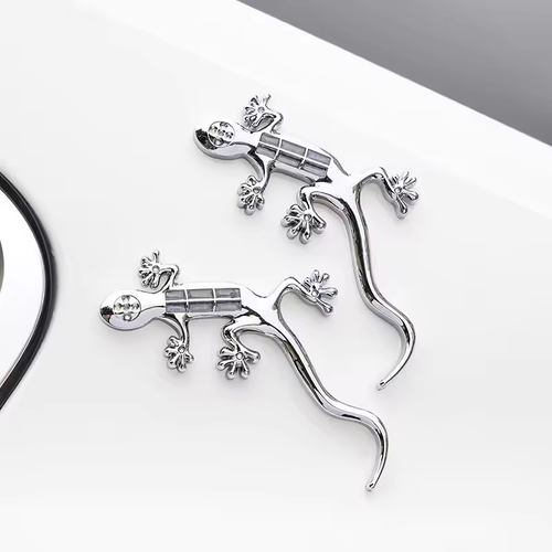 🚗 Solar warning lights for cars and motorcycles, LED flashing anti-rear-end lights for vehicles, car gecko decorative rear sticker