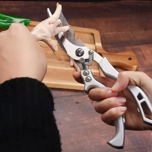 🔥Multi-Purpose Kitchen Heavy Duty Stainless Steel Bone-Cut Scissors🔥