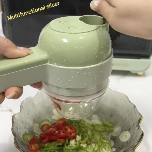 Multifunctional Wireless Food Chopper and Vegetable Slicer – Portable kitchen gadget, washable design, featuring a safety switch and a complete set of accessories 🍳💚
