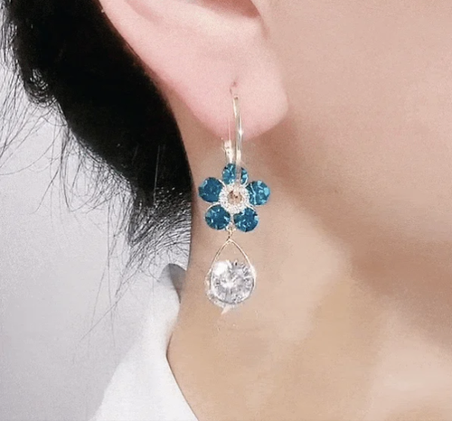 Fashion Flower Crystal Earrings