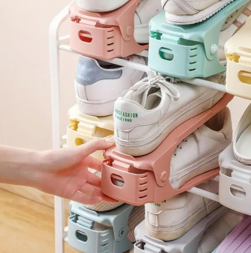 Double Layer Free Standing Shoe Rack（One photo, two outcomes.）