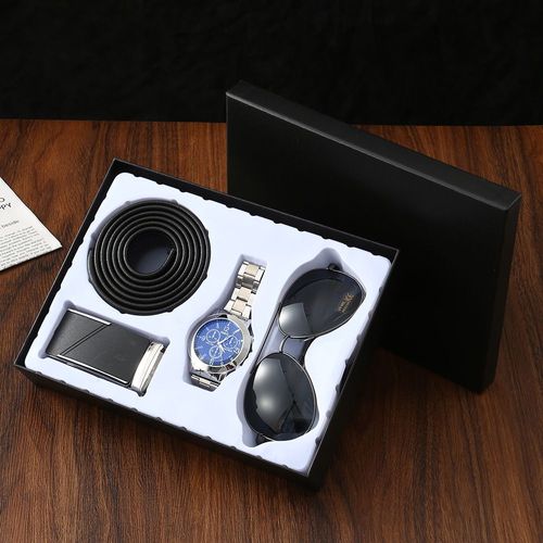 A distinguished example of elegance, a refined wrist presence | A four-piece gift set for men