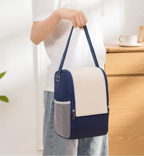 😊Multifunctional Double Zipper Thermal Lunch Bag with Shoulder Strap