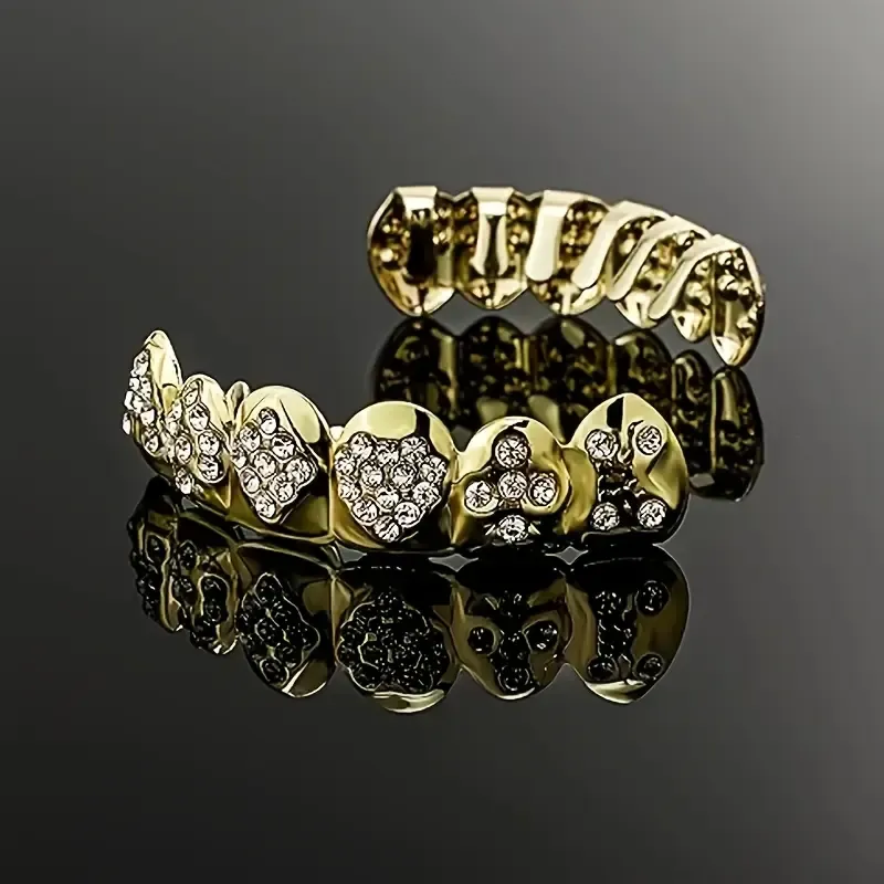 18K Gold-plated Playing Card Heart-shaped Braces