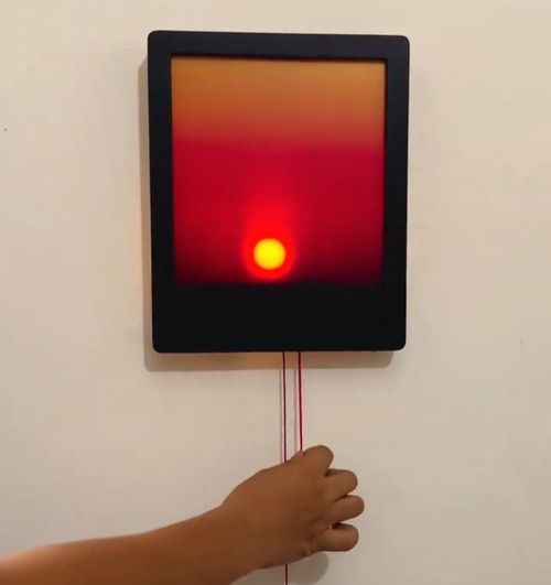 Elevating Sunset Lamp - Wall-Mounted Sunrise & Sunset Light with Ambience Effect, Finished Lighting Fixture for Living Room & Bedroom, Perfect Gift for Friends, Home Ambiance Decor Essential