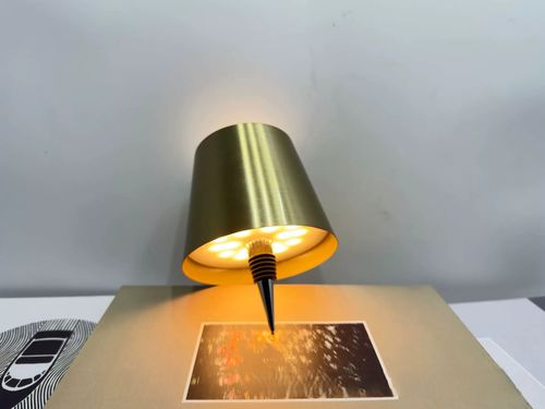 LED Bottle Charging Table Lamp - RGB Bar Recessed Mood Light Creative Restaurant Night Light with Bottle-Shaped Lamp Head