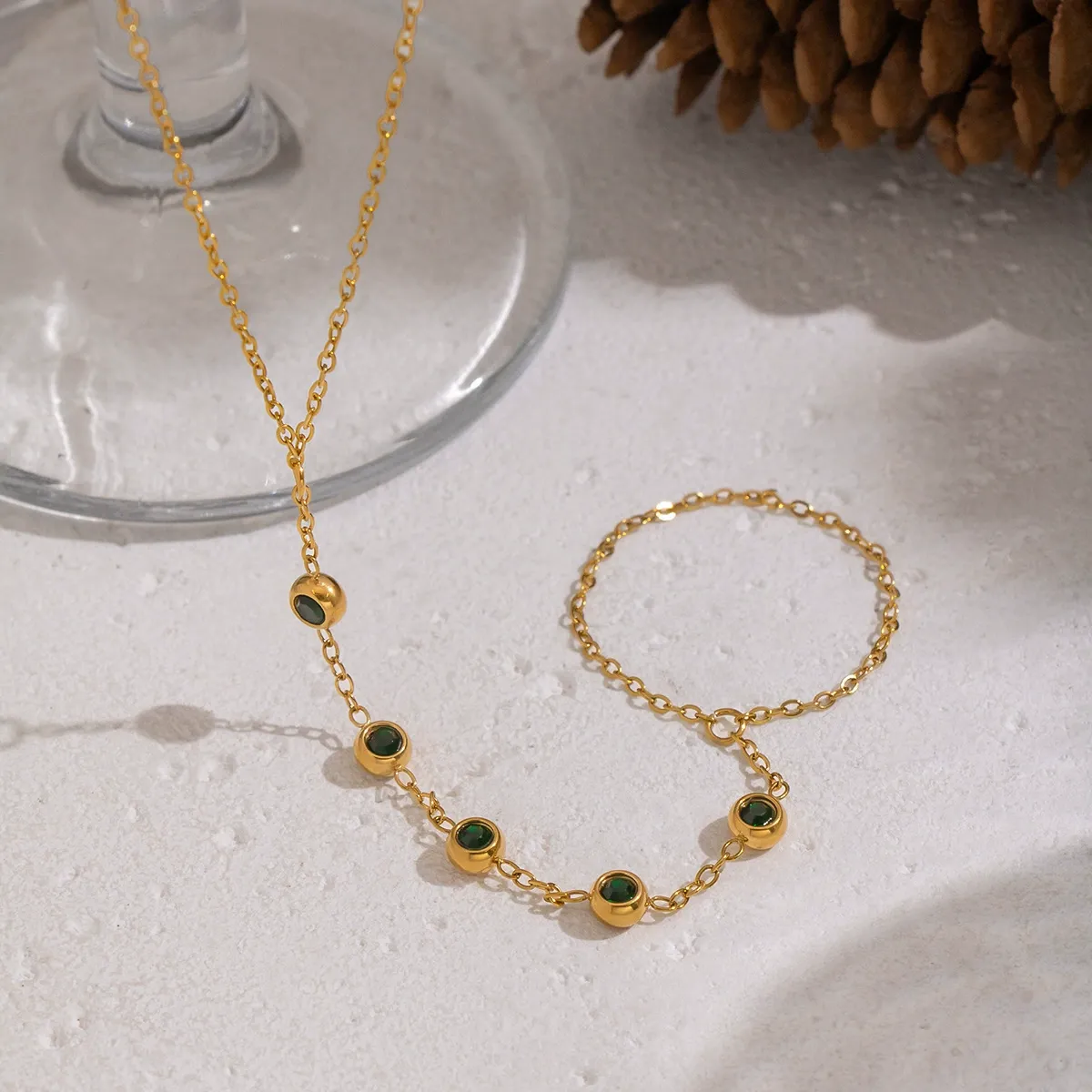 Bestselling 5-Green-Zircon Knuckle Ring  Finger Chain - Vacuum Plated 18K Gold Stainless Steel