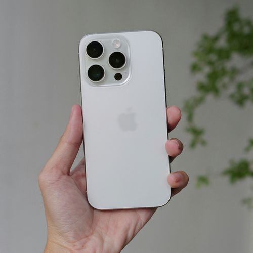 iPhone 11 Pro, 99% new, best-selling phone in Ghana.